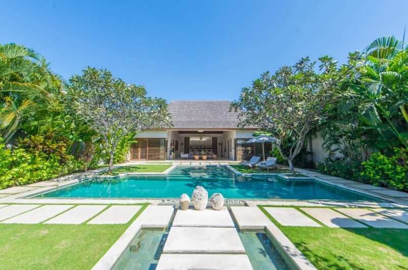 Nyaman Villas Swimming Pool, Seminyak | 8 Bedroom Villas Bali