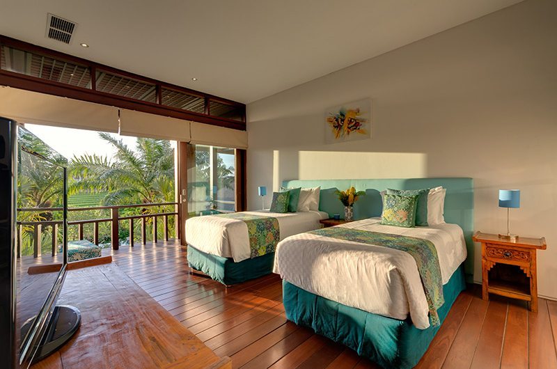 Bendega Villas Twin Bedroom with Wooden Floor, Canggu | 8 Bedroom Villas Bali
