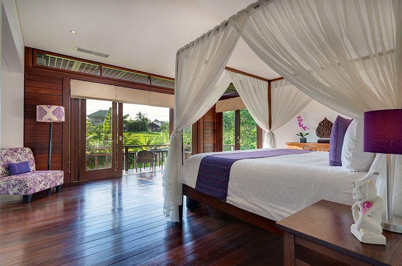 Bendega Villas Bedroom with Wooden Floor, Canggu | 8 Bedroom Villas Bali