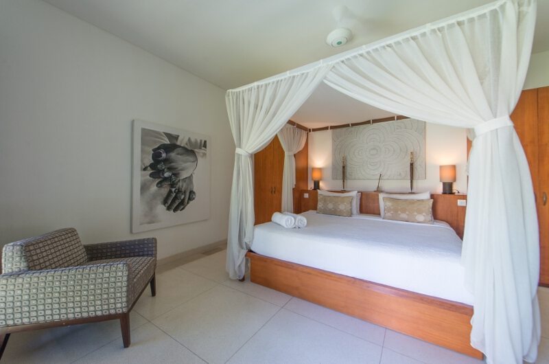 Villa Chocolat Bedroom with Four Poster Bed, Seminyak | 8 Bedroom Villas Bali